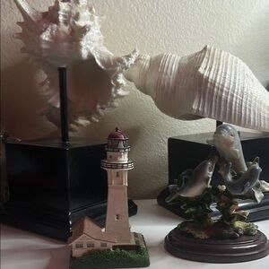 Decor pieces